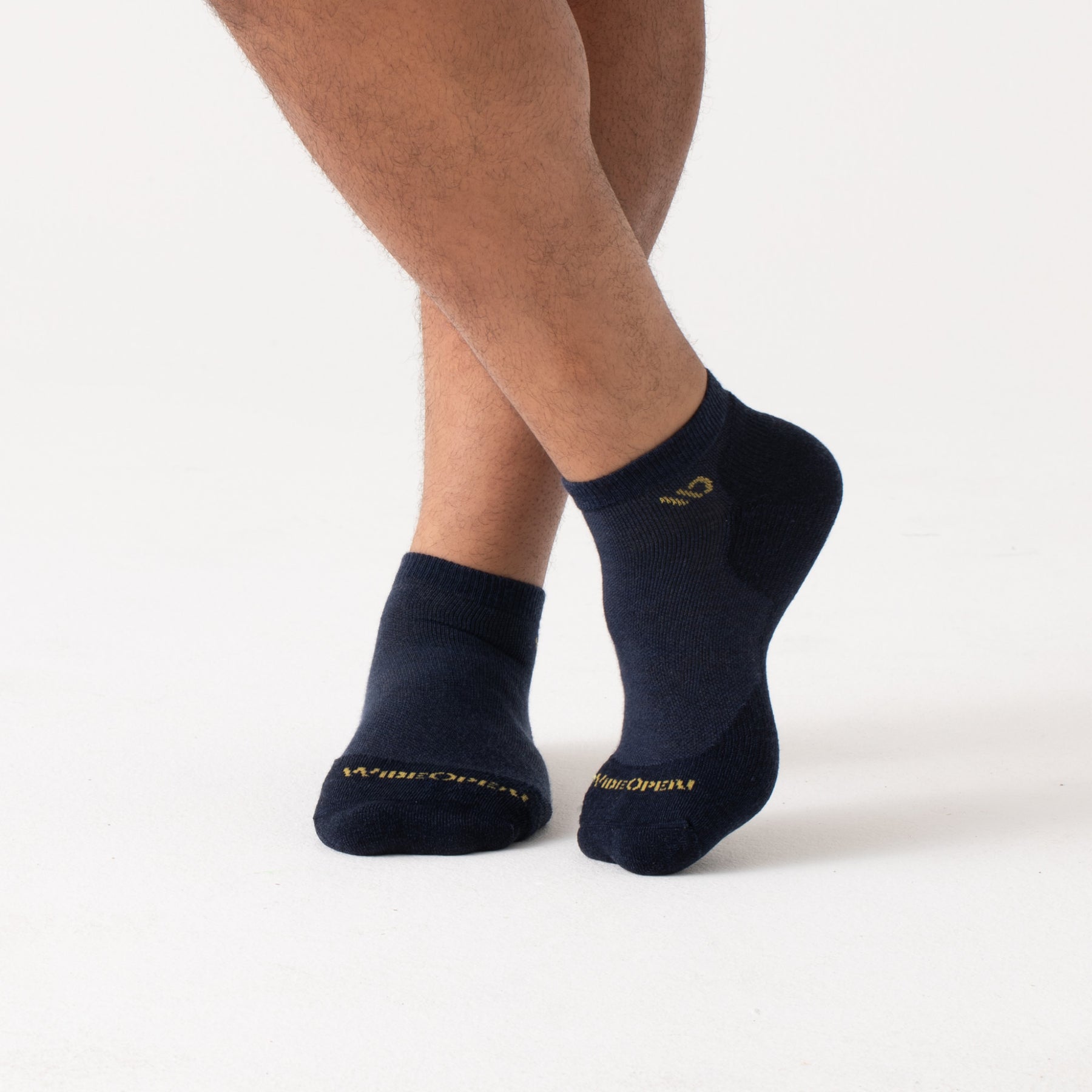 Wide Open Solid Cushioned No Show Socks Men's