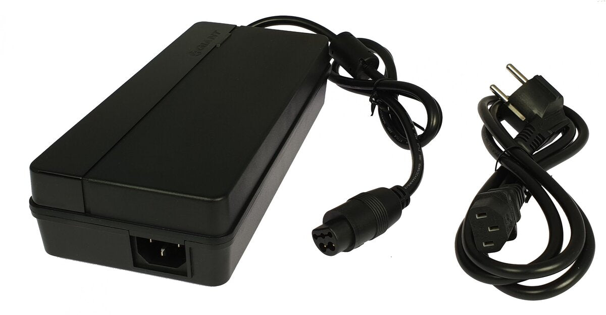 Giant EnergyPak Smart Charger (6 Amp/36V/5 pin plug)